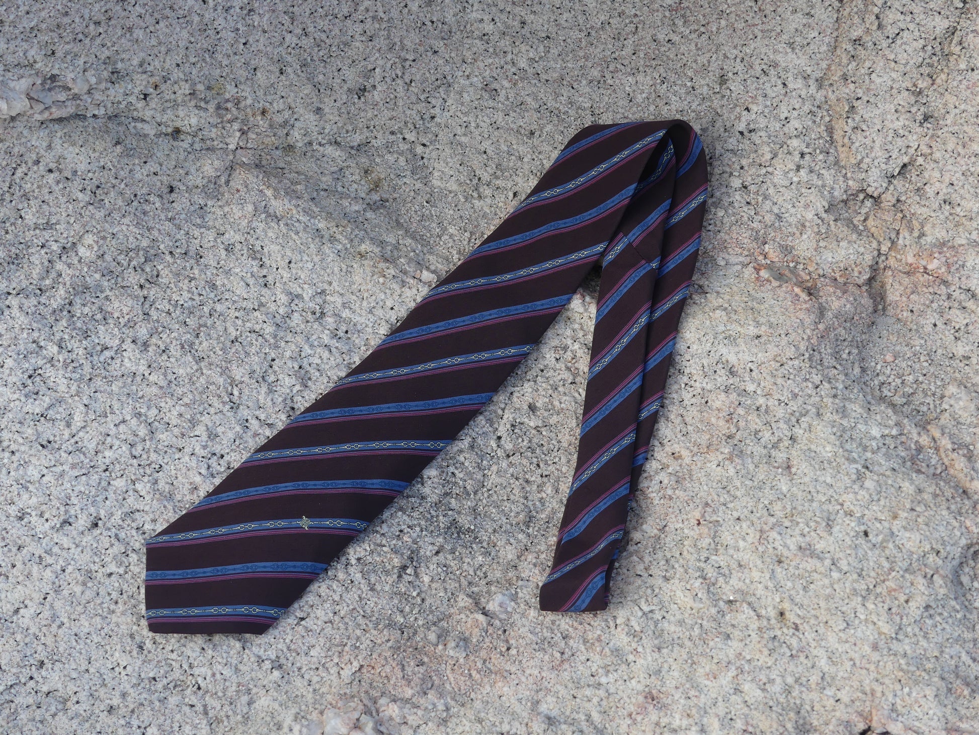 CELINE VINTAGE TIE - La Vague Vintage Shop 