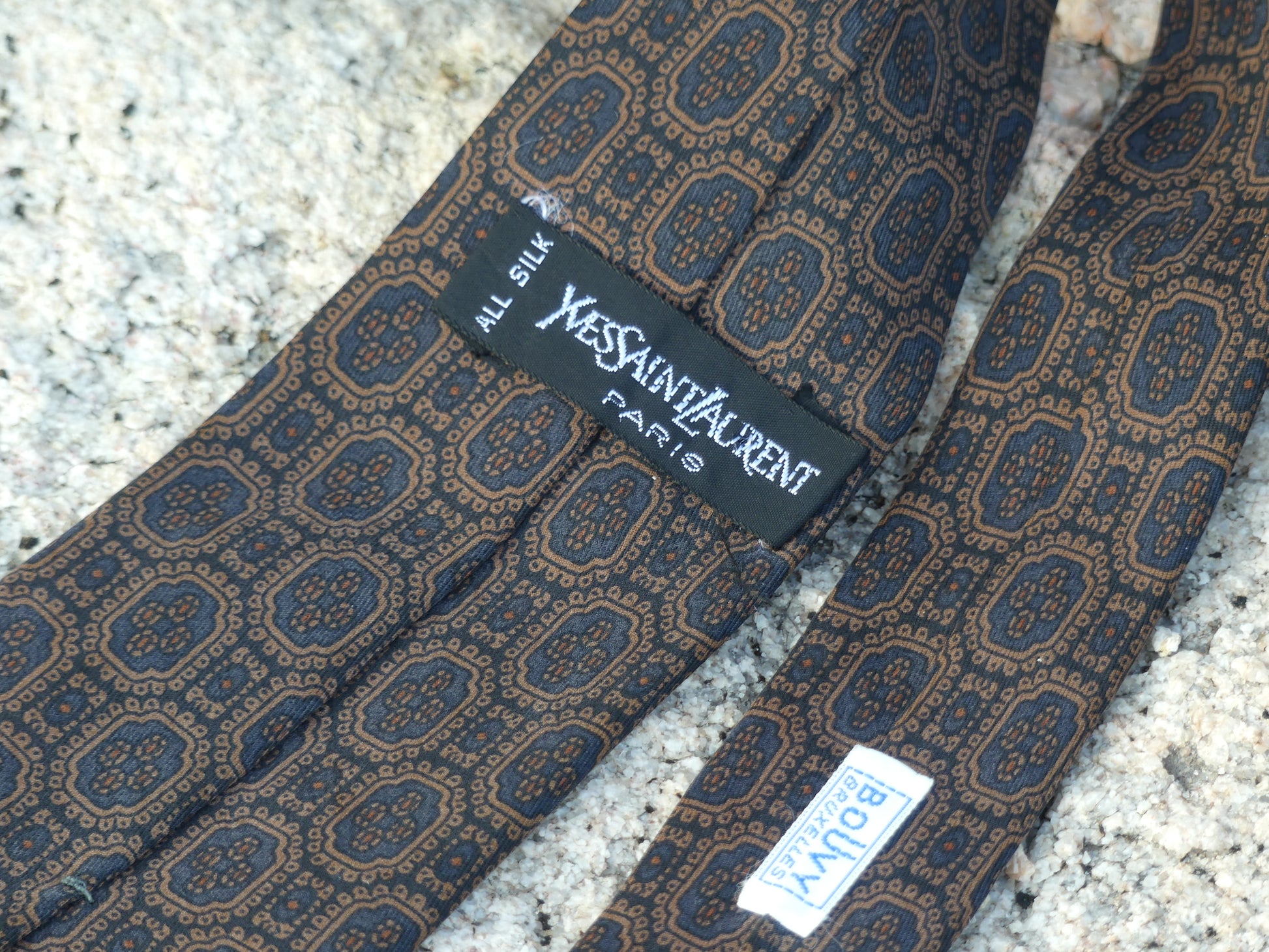 YVES SAINT LAURENT VINTAGE TIE BROWN - La Vague Vintage Shop 