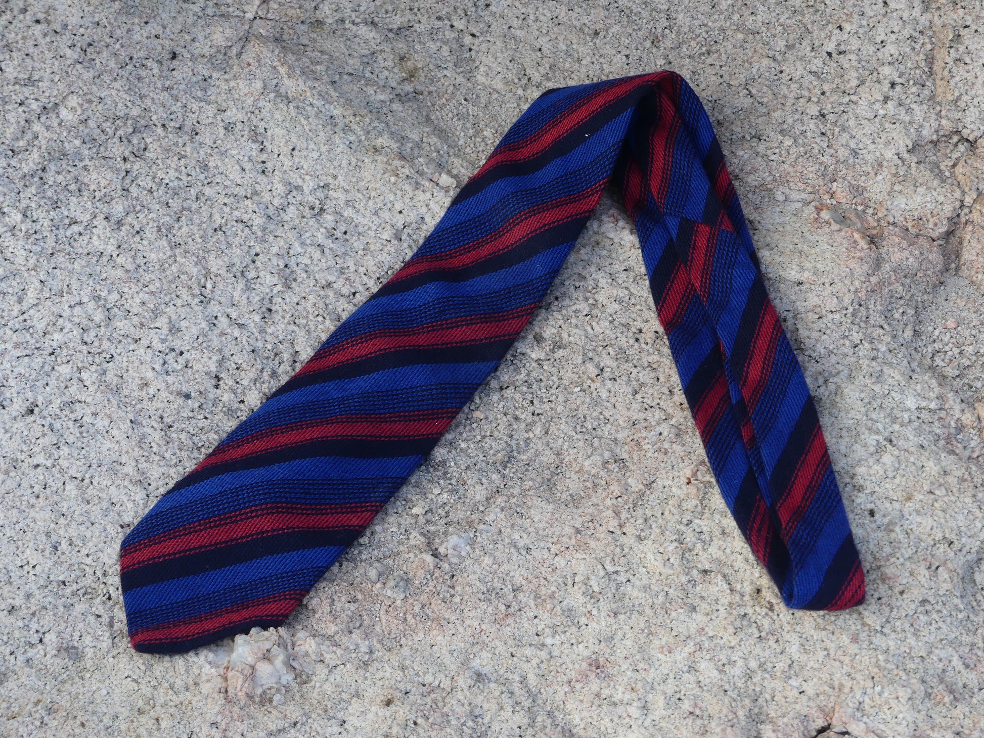 N. PEAL VINTAGE TIE - La Vague Vintage Shop 