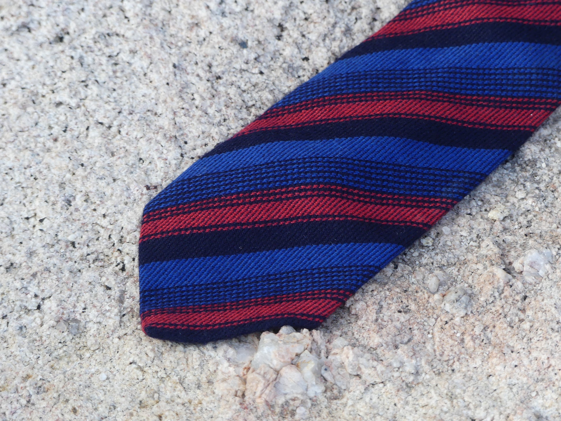 N. PEAL VINTAGE TIE - La Vague Vintage Shop 