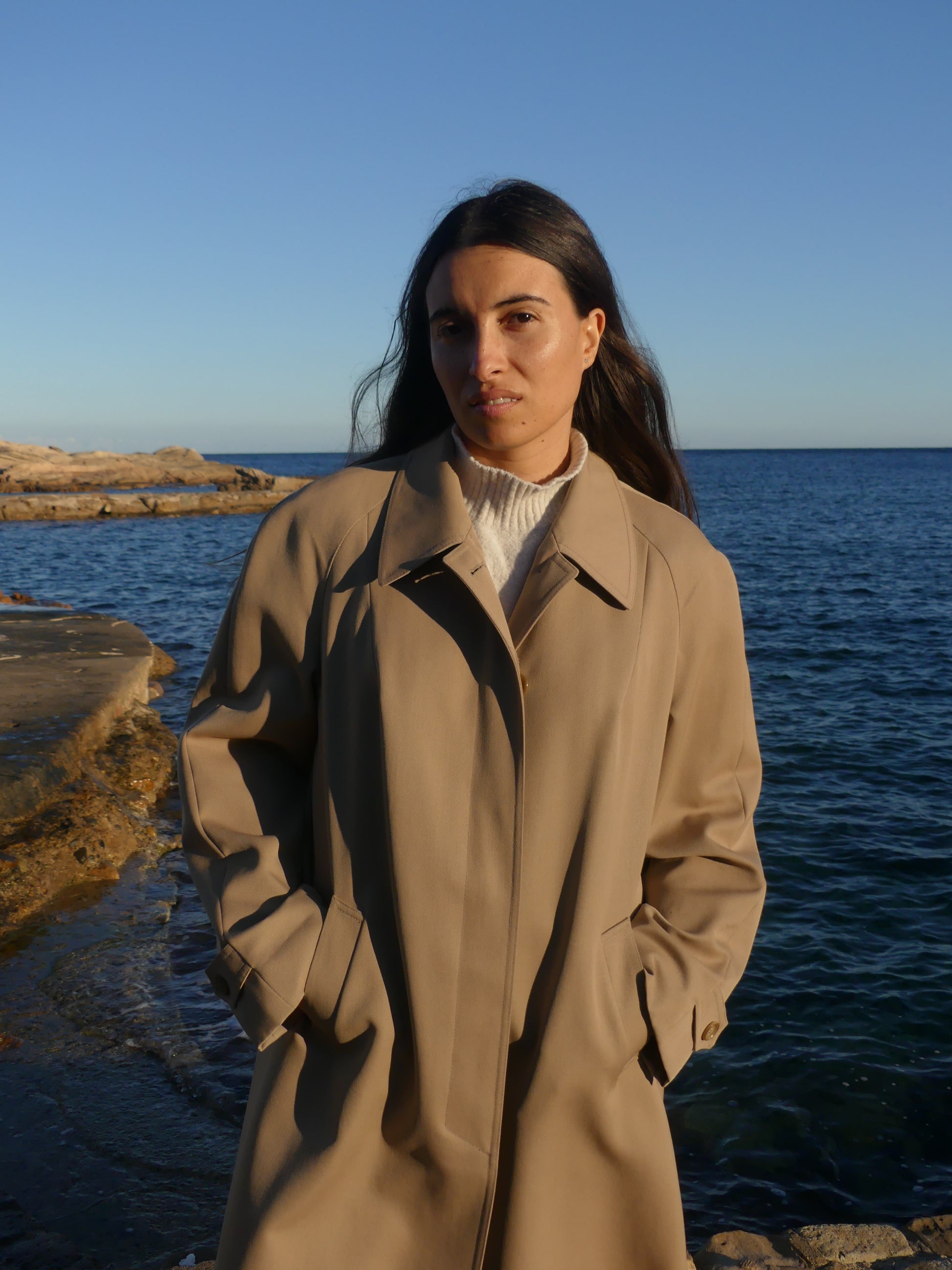 VALENTIN VINTAGE TRENCH COAT - La Vague Vintage Shop 