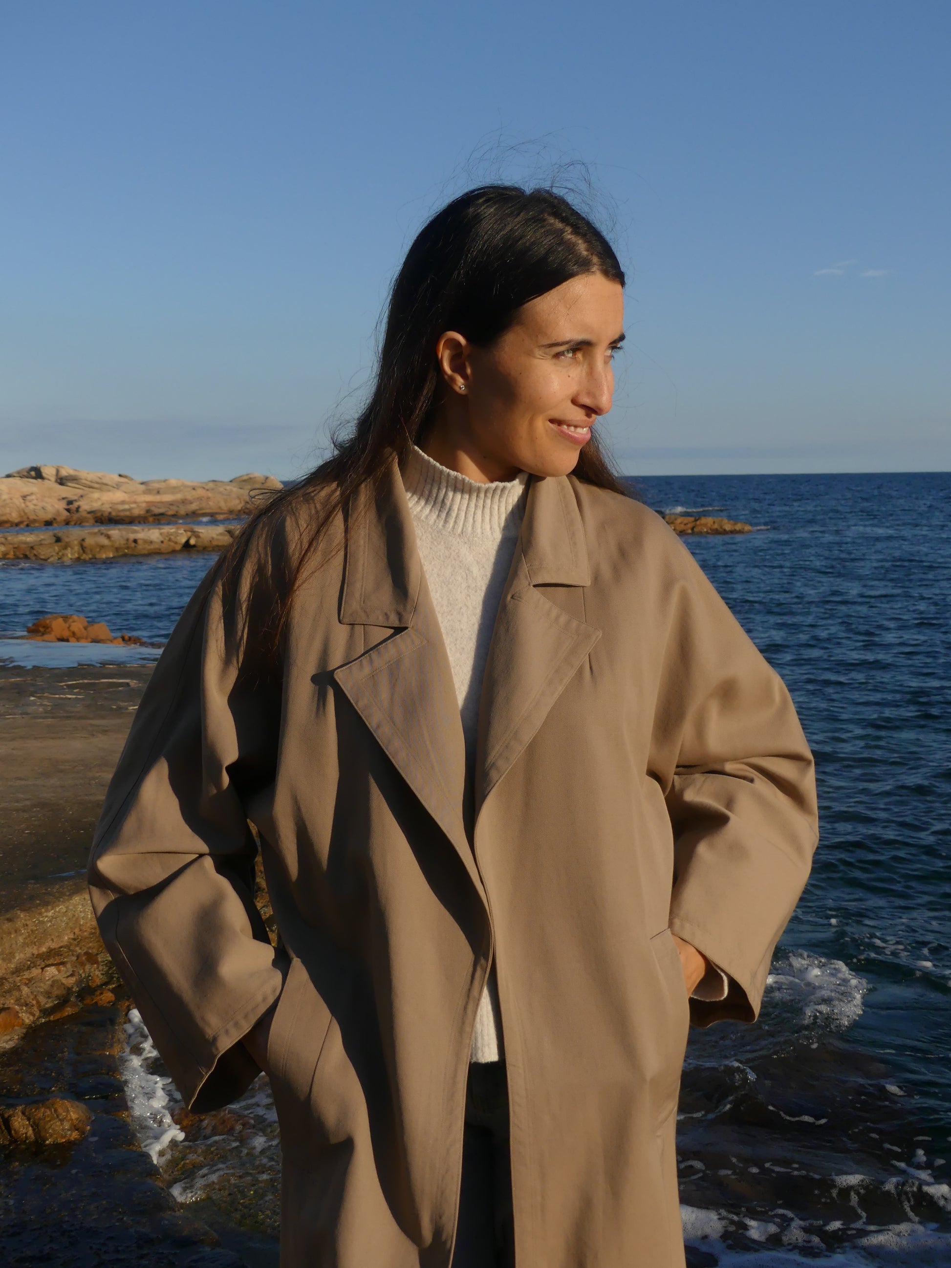 MARIONA VINTAGE TRENCH COAT - La Vague Vintage Shop 