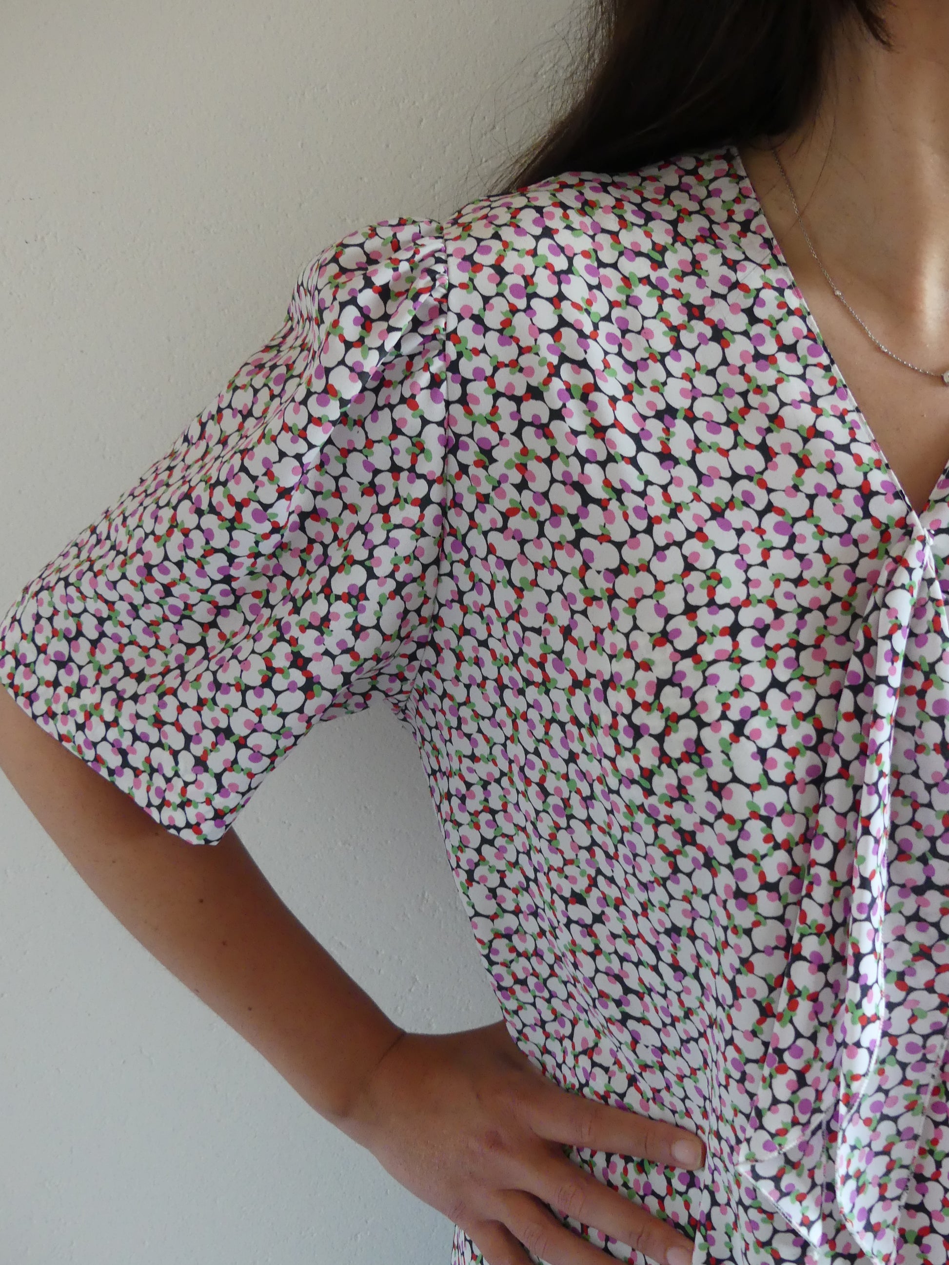 JULIE VINTAGE BLOUSE - La Vague Vintage Shop 